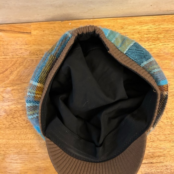 Steve Madden Brushed Plaid Cap with Brown Brim - Picture 4 of 6